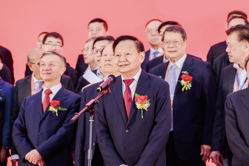 中國輕工業(yè)聯(lián)合會黨委書記、會長張崇和部長宣布2024中國國際塑料展開幕-拷貝